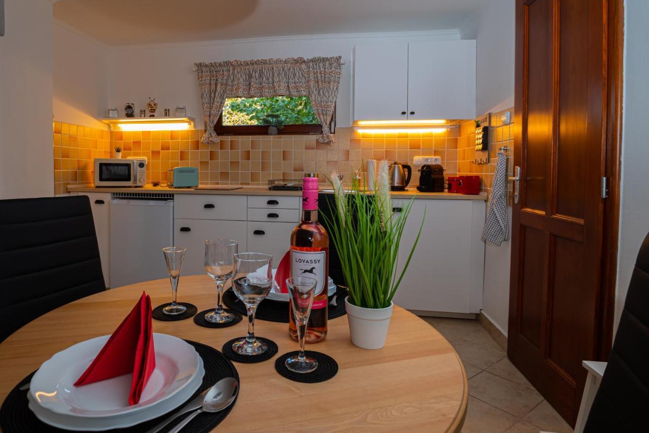 Kopa Vendeghaz Apartment ซิเกตวาร์ ภายนอก รูปภาพ