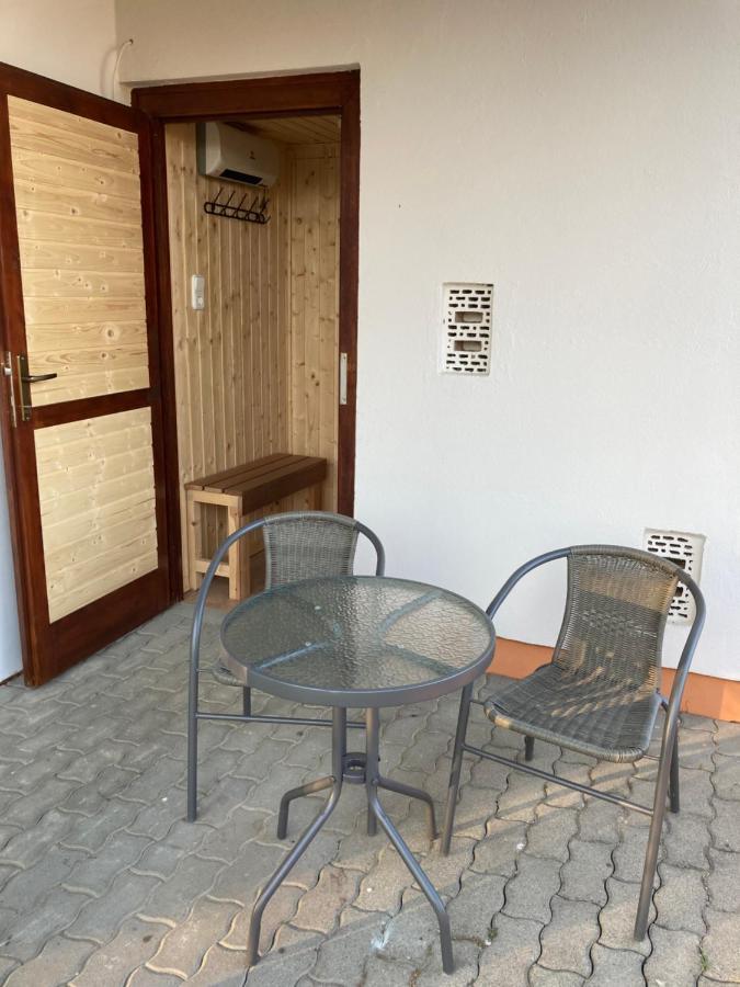 Kopa Vendeghaz Apartment ซิเกตวาร์ ภายนอก รูปภาพ